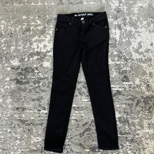 Black Cat and Jack ultimate stretch skinny Jean